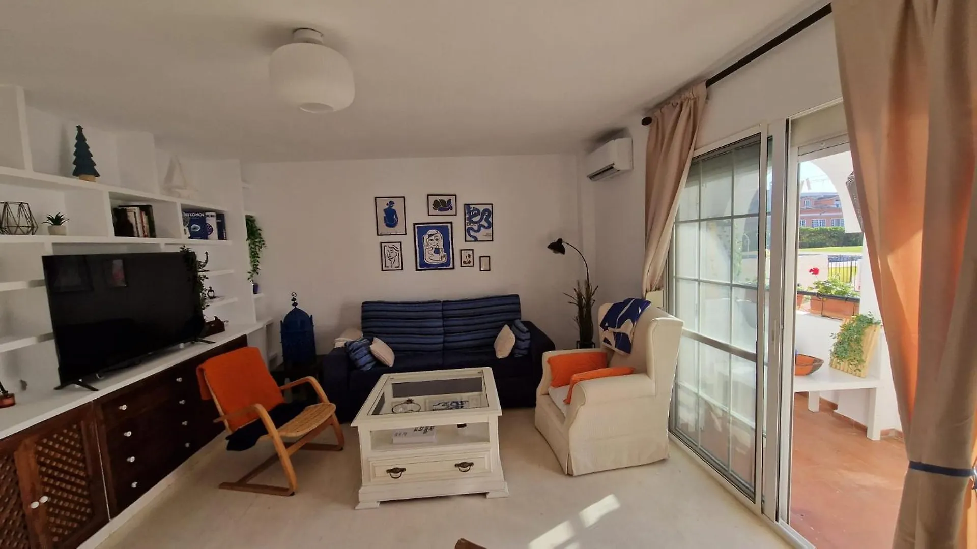 Beautiful Apartment In Calahonda Beach Sitio de Calahonda Španělsko