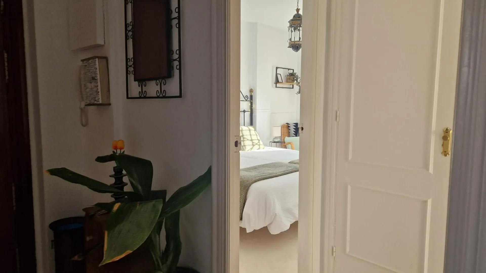 Beautiful Apartment In Calahonda Beach Sitio de Calahonda