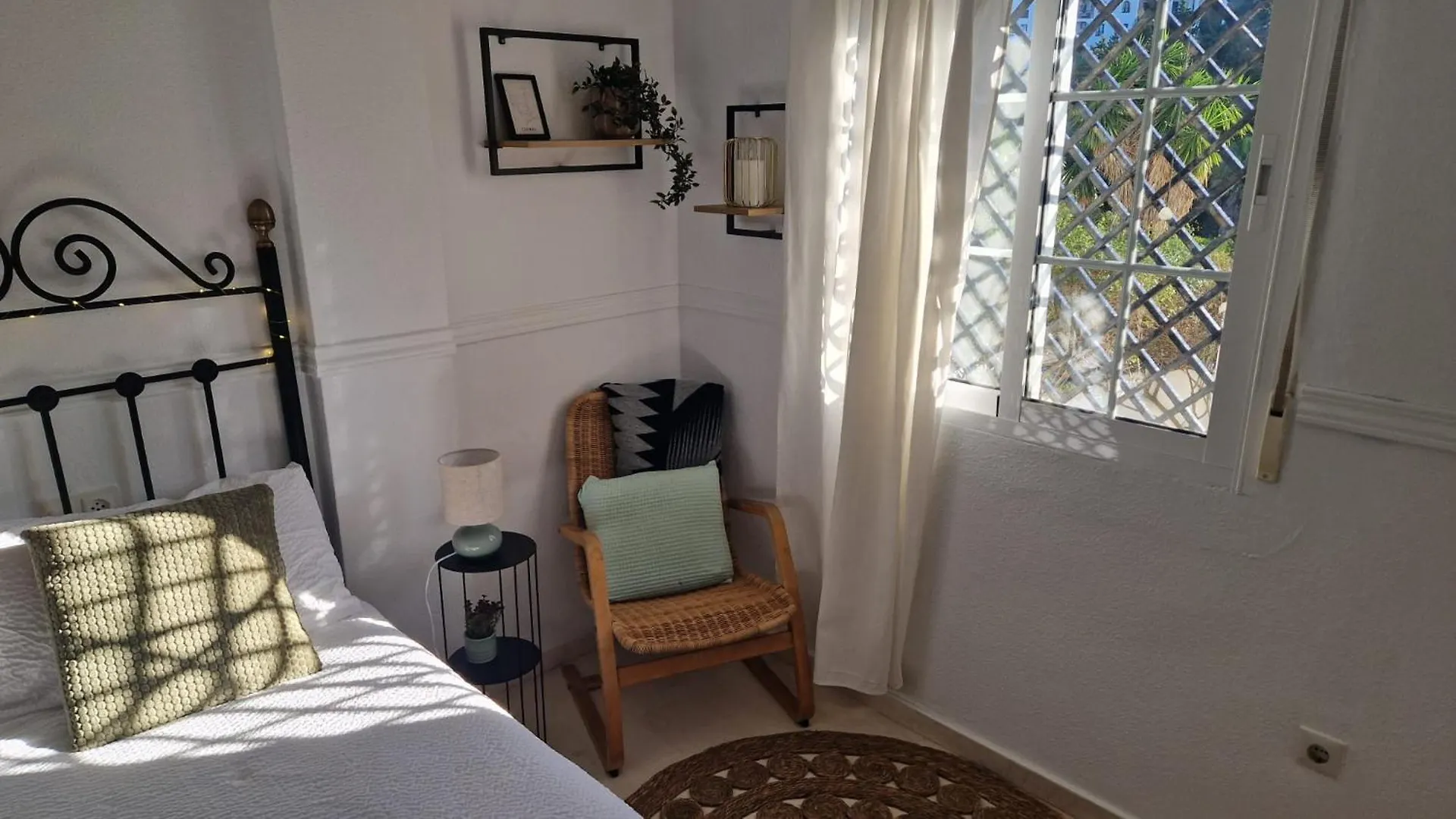 Beautiful Apartment In Calahonda Beach Sitio de Calahonda 0*,