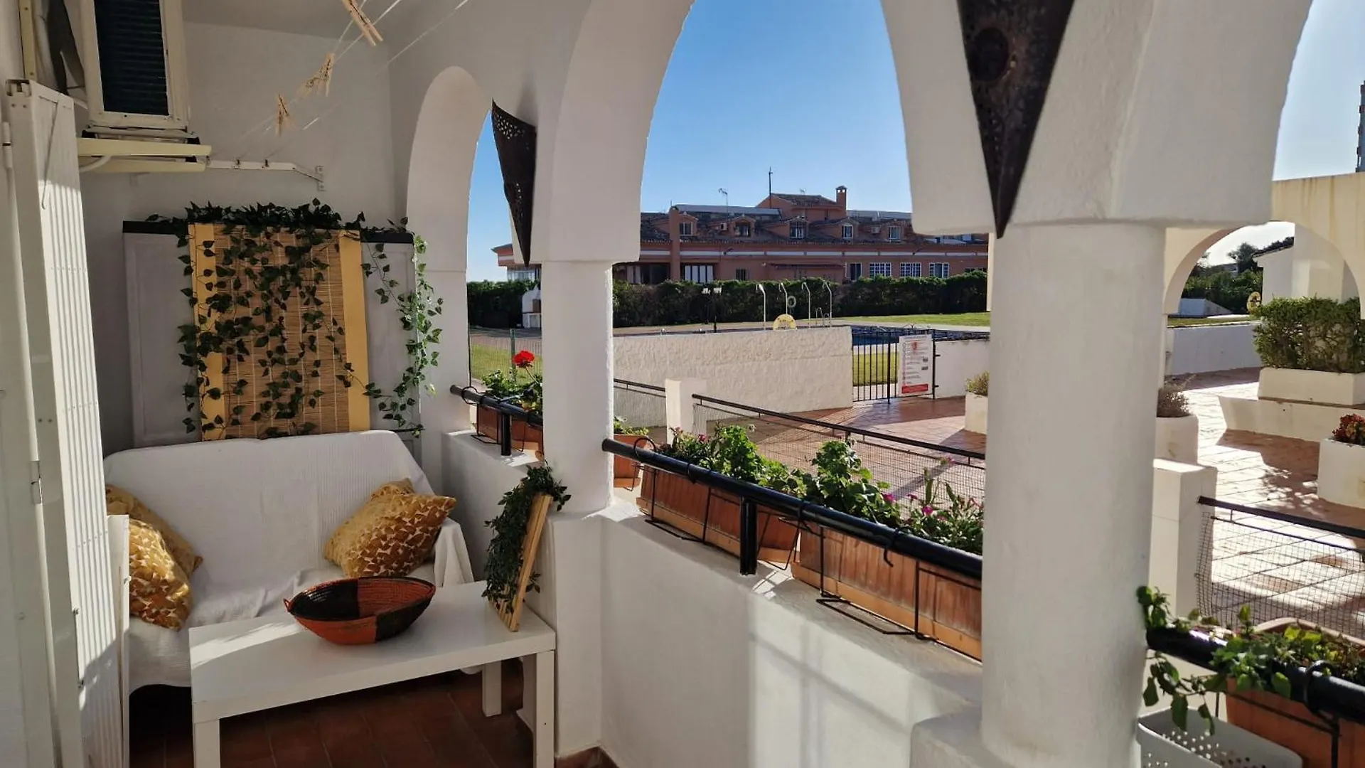Beautiful Apartment In Calahonda Beach Sitio de Calahonda